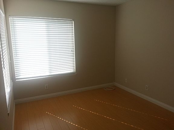 2nd image of 1011 Broken Creek Ln