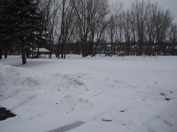 5th image of 4176 White Bear Pkwy #1302