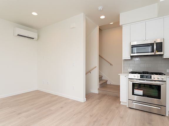 4th image of 3731 S Dawson St Unit B-1