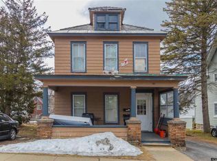 58 3rd Ave, Gloversville, NY 12078
