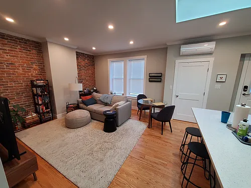 1759 Commonwealth Ave #3 Photo 1