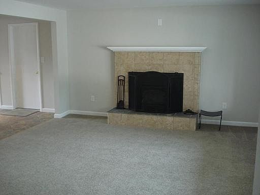 5th image of 1331 Toiyabe Ave