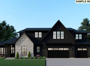 12850 Alto Park Rd, Lake Oswego, OR 97034