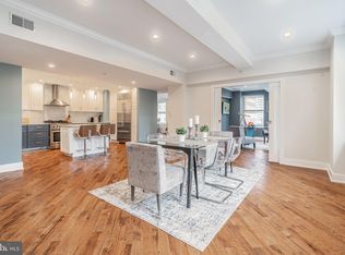 1737 Chestnut St APT 800, Philadelphia, PA 19103