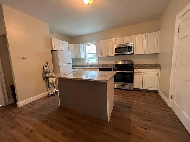 177 Ives St #1 — Photo 2