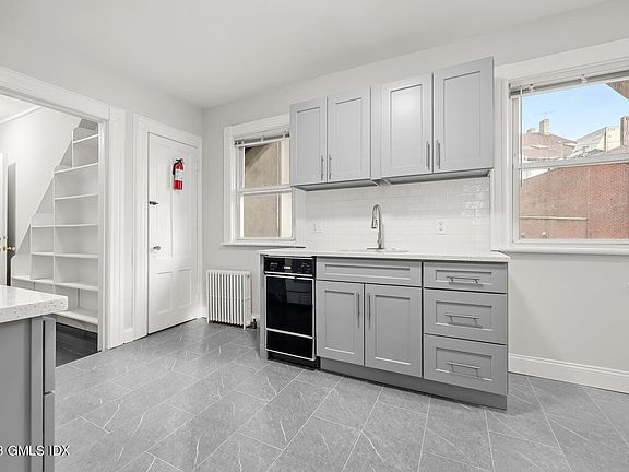 5th image of 12 Grigg St Floor 1