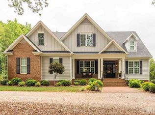 5036 Harvestview Dr, Mebane, NC 27302