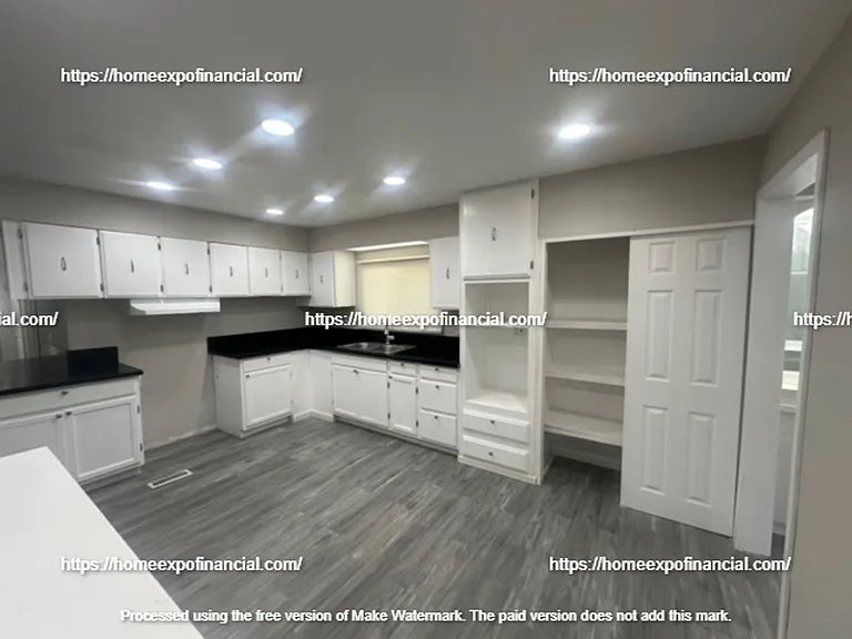 978 Bettina Way — Photo 17
