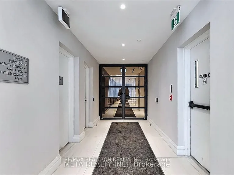 39 Roehampton Ave #4301 — Photo 36