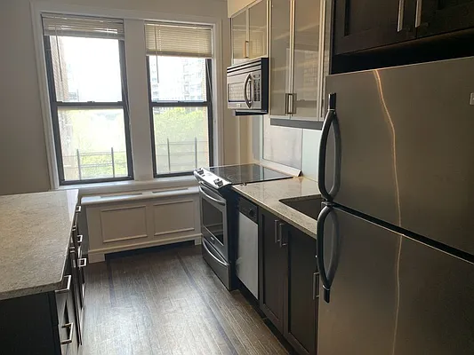 Rented by Stonehenge NYC LLC | media 2