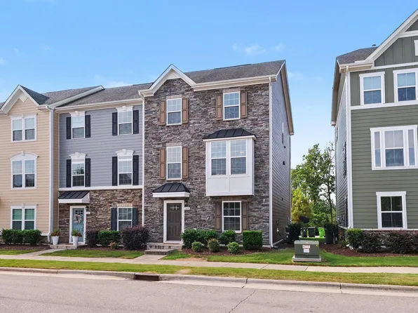 1109 Tender Dr, Apex, NC 27502