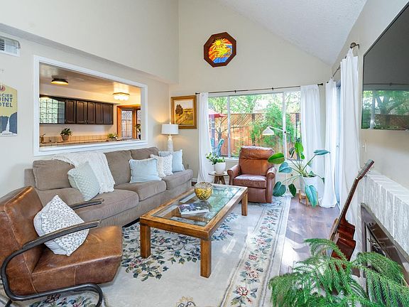 4th image of 2300 Avenida De Las Brisas Street