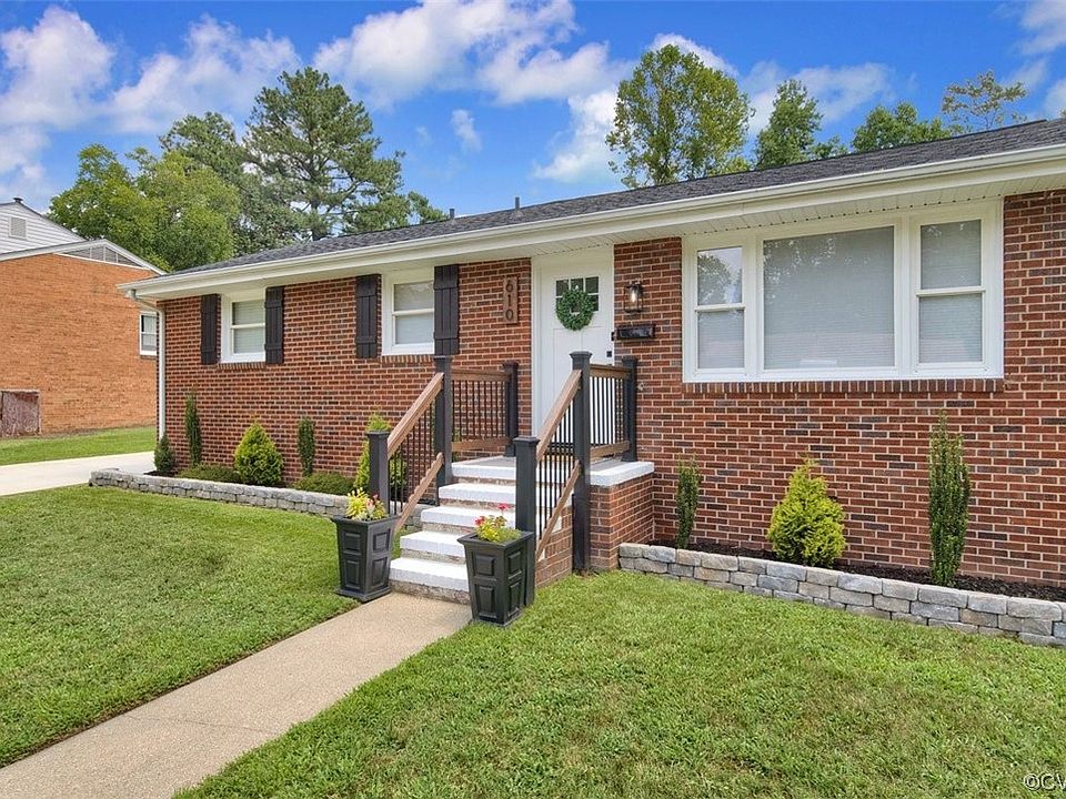 1st image of 610 Old Town Dr