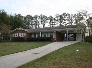 2905 Currituck Dr, Sanford, NC 27332