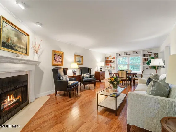 23 Mayfair Court, Little Silver, NJ 07739