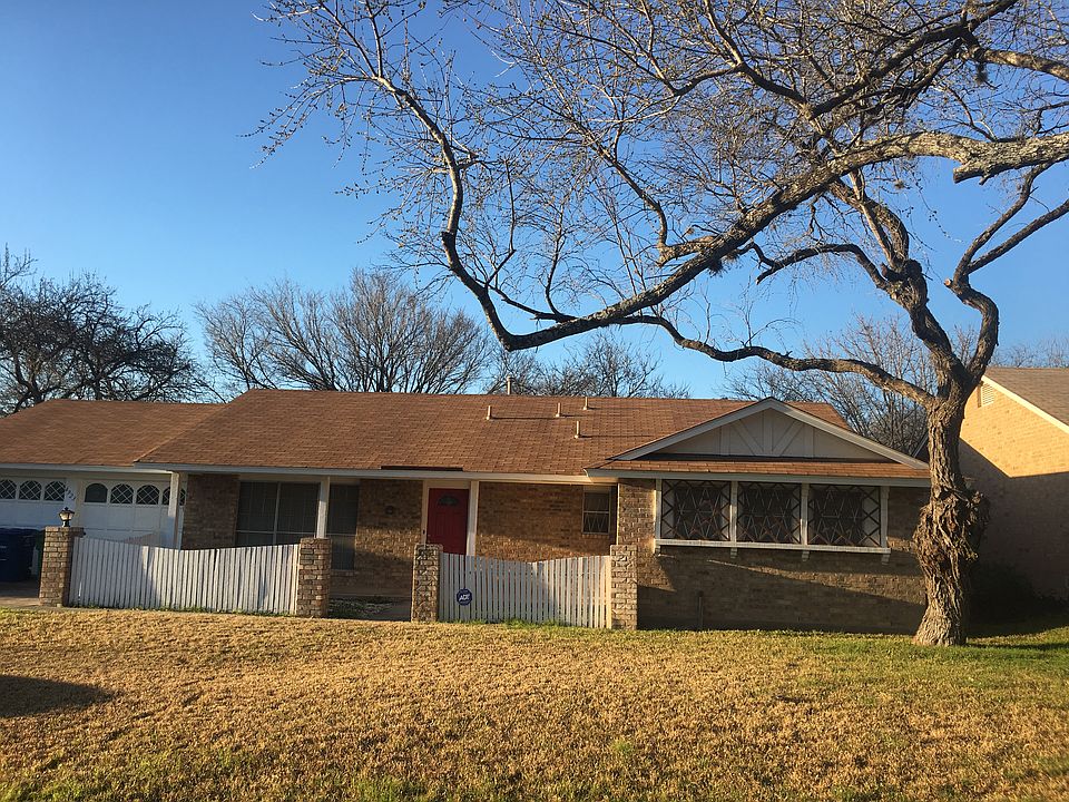 1st image of 4923 Rollingfield Dr