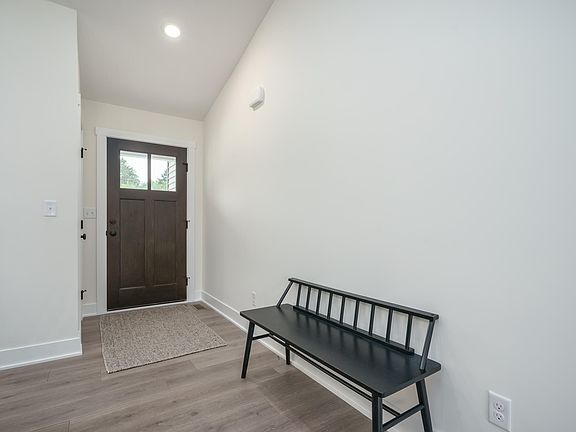 3rd image of 1420 N Village Cir