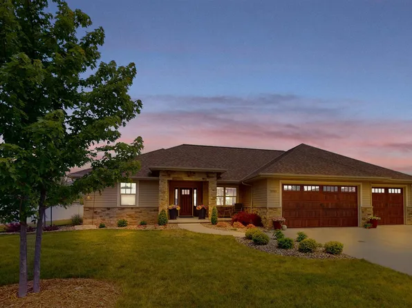 2033 Sandy Springs Rd, De Pere, WI 54115