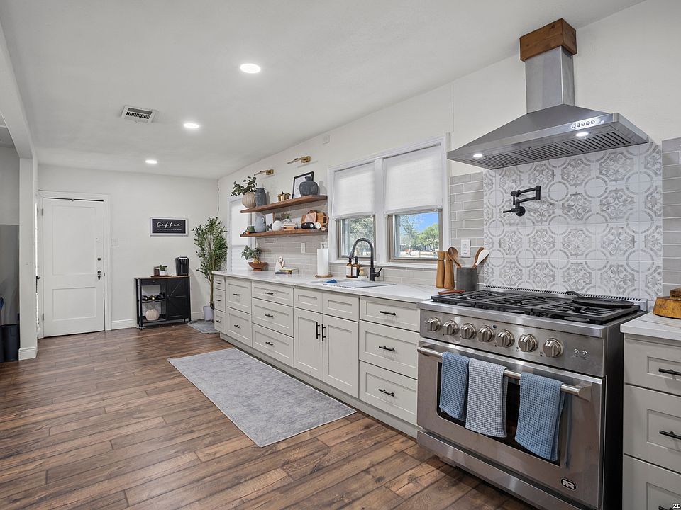 1st image of 138 Greenlawn