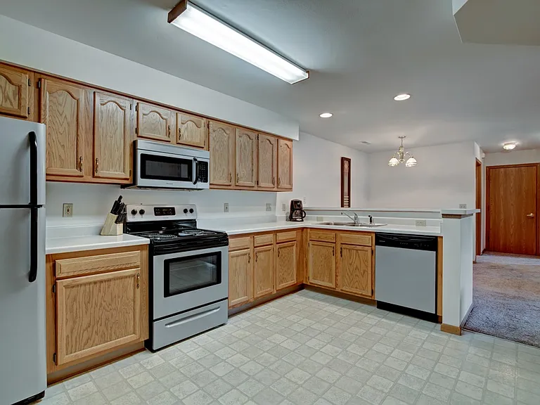 Arbor Ridge — Photo 3