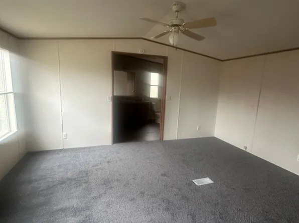 111 Berry St, Soperton, GA 30457