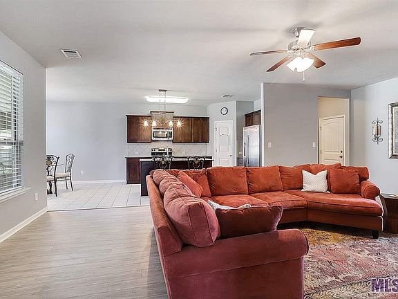 4th image of 10669 Braves Ave Denham