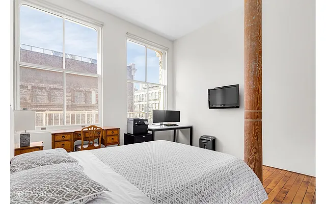 Rented by Douglas Elliman | media 18