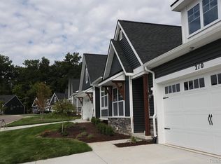 1063 Camellia Cir #35, Howell, MI 48843