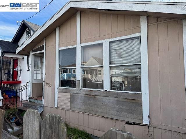 2nd image of 530 4th St