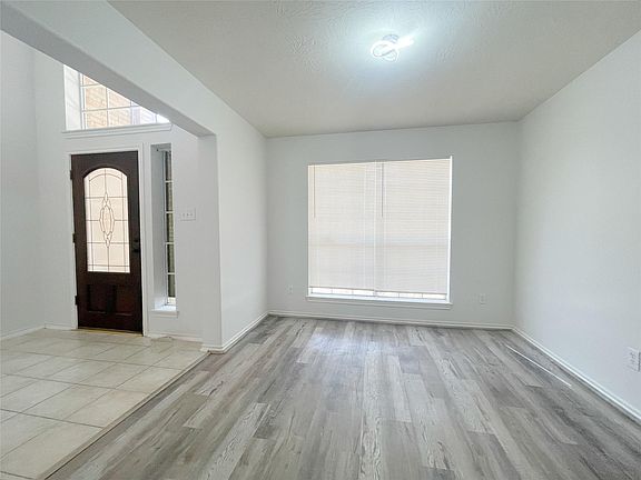 2nd image of 3426 Auburn Hollow Ln