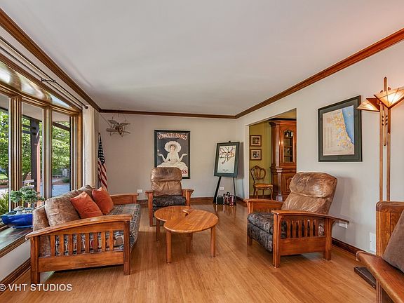 3rd image of 241 Chasse Cir