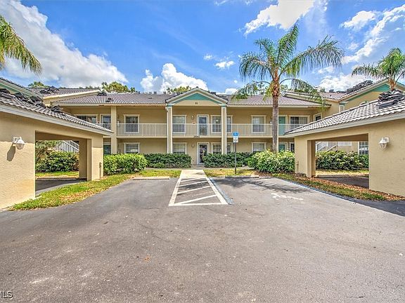 5th image of 25741 Lake Amelia Way Unit 202