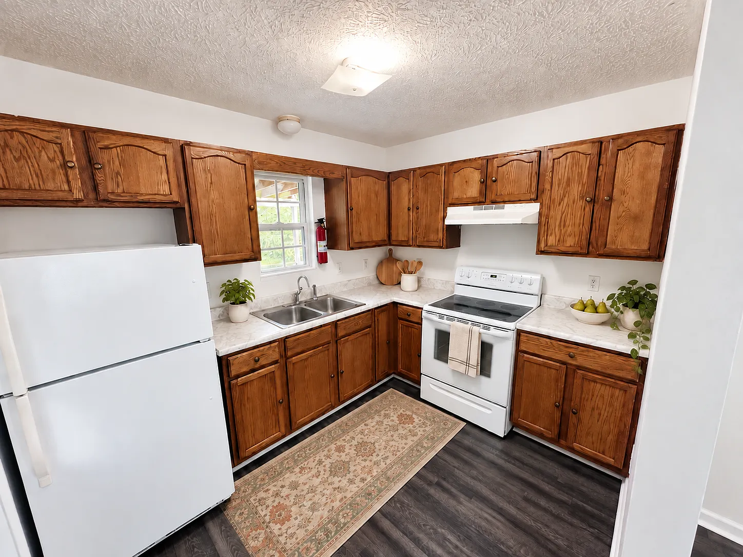 2 bed, 840 sqft, $1,595 — Photo 3