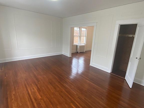 4th image of 52 Alder St APT 2