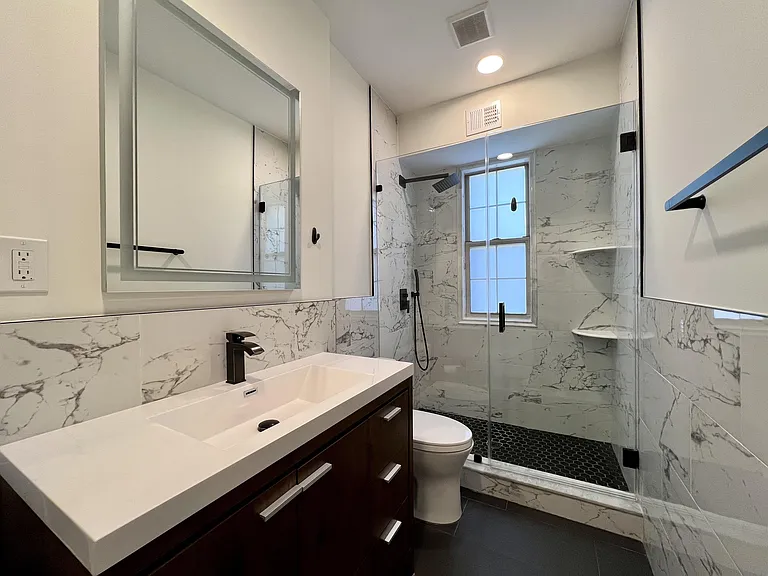 1401 Columbia Rd NW #402 — Photo 42