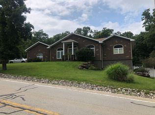 967 Duckhead Rd, Lake Ozark, MO 65049