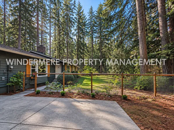 9805 Lilly Pond Ln SW, Pt Orchard, WA 98367