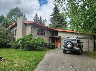 3229 Westmar Cir, Anchorage, AK 99508