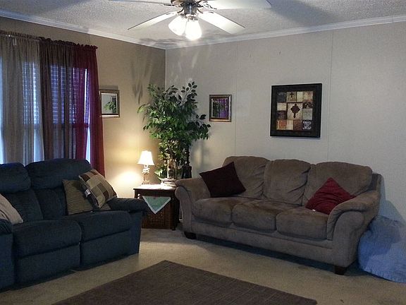 3rd image of 38 Fawn Ln