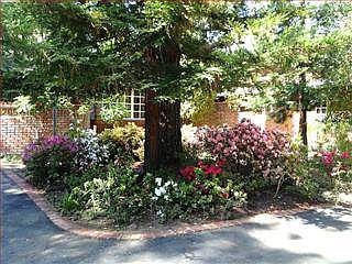 2nd image of 265 Hidden Glen Dr