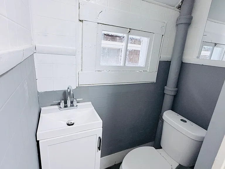 1511 Stark Ave SW — Photo 9