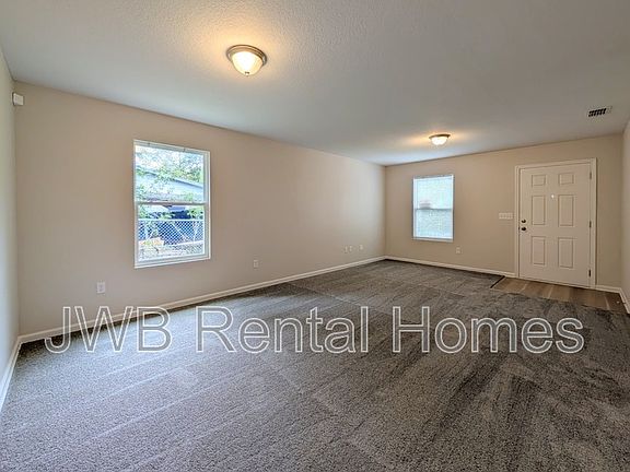 4th image of 5338 Chenango Blvd