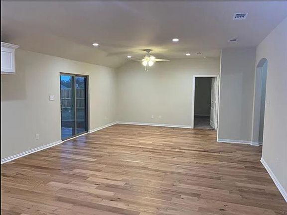 5th image of 3514 Brookstone Dr