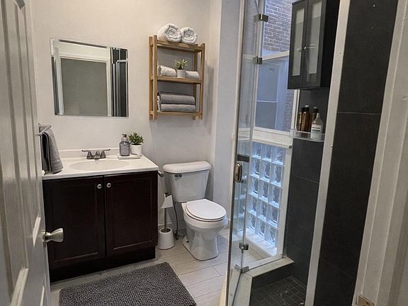 5th image of 4007 Spring Garden St APT 1