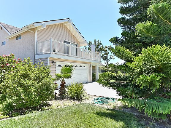 3rd image of 1370 Don Carlos Ct