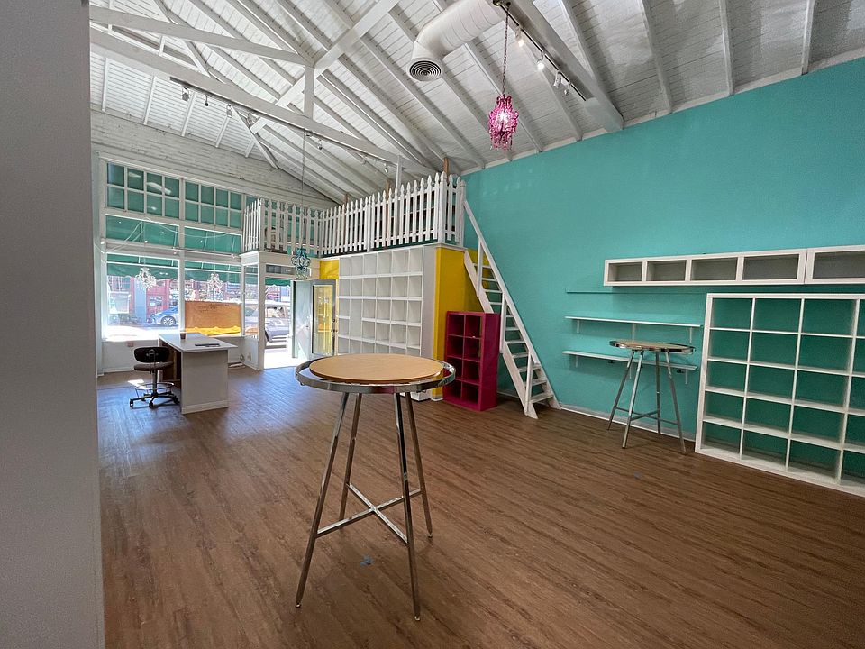 2nd image of 1012 Mission St Ste B