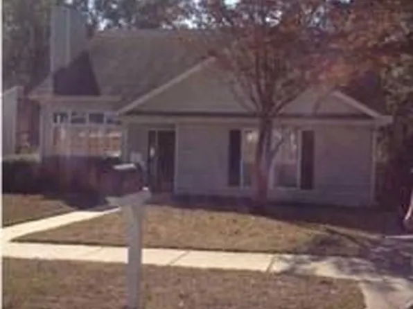 3220 Autumn Ridge Dr W, Mobile, AL 36695