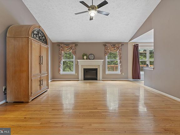 3rd image of 14420 Scalloway Pl