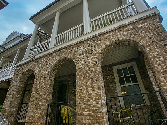 2nd image of 7027 Richwood Cir