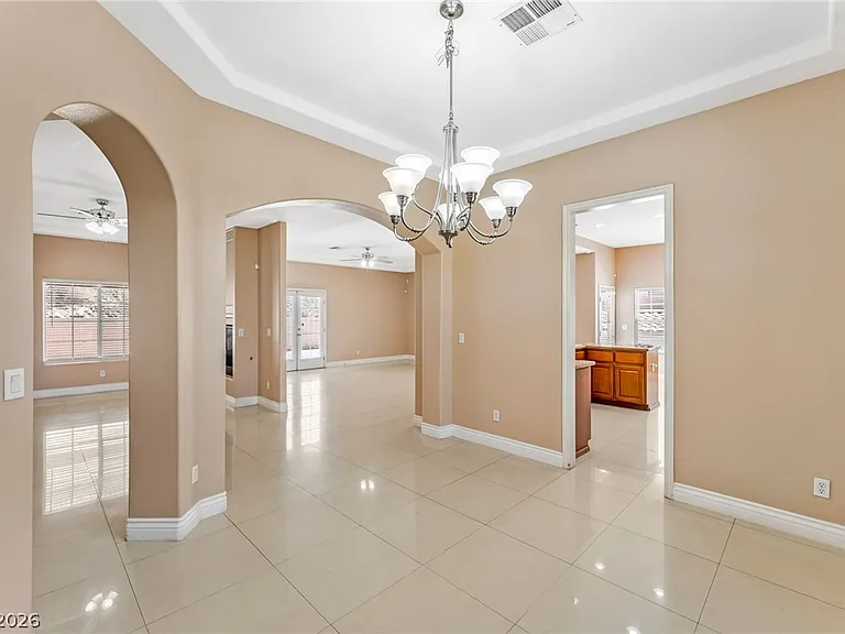 7205 Madonna Dr — Photo 6